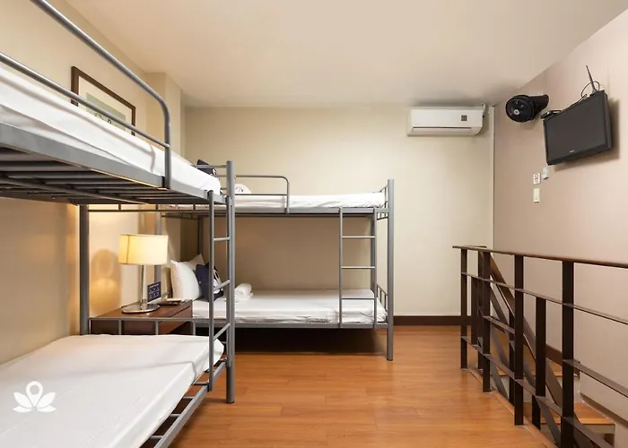 Zen Premium Eastwood Qc Hotel 3*